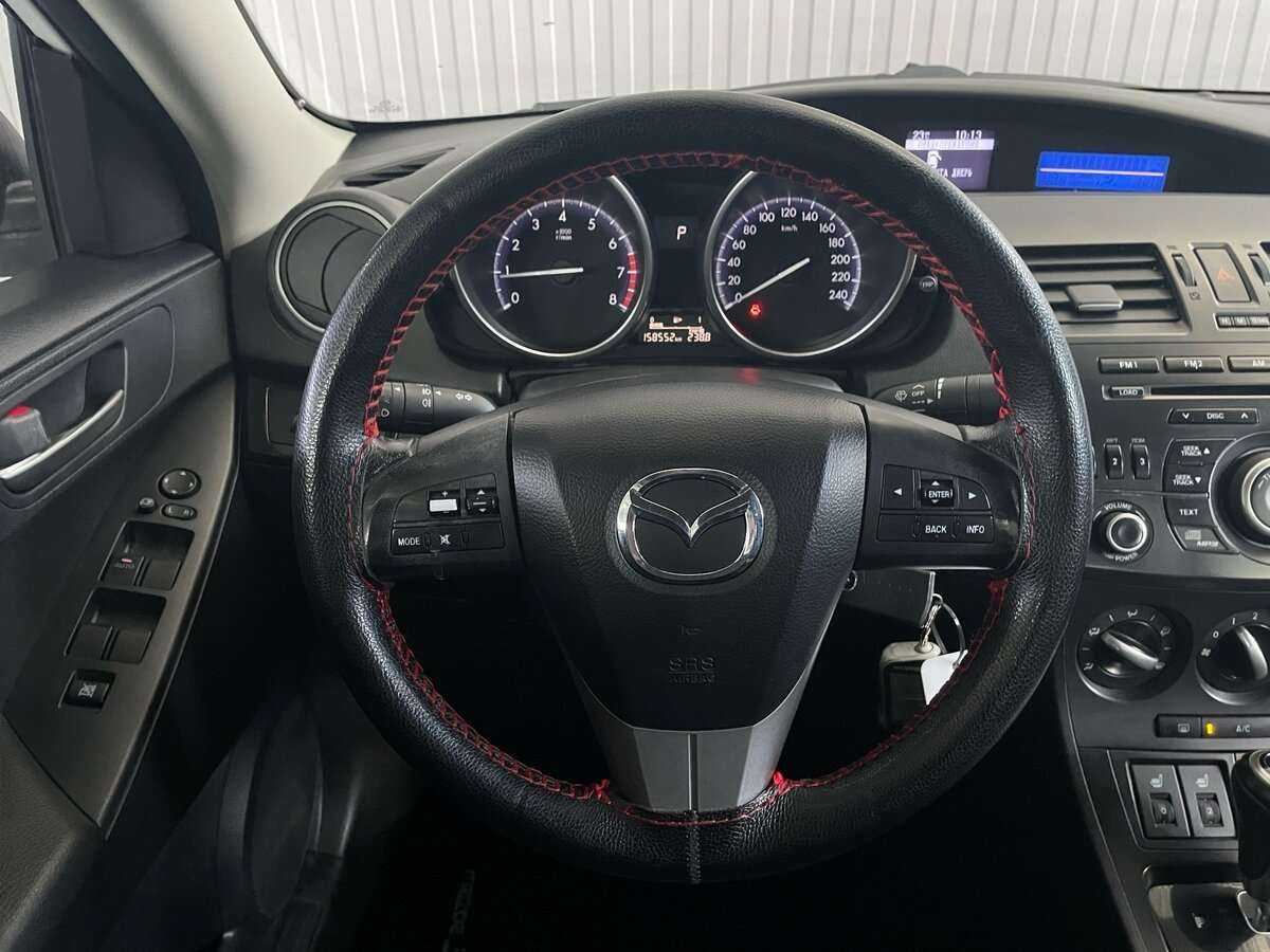 Mazda 3 с пробегом — 2012 год. Фото: #9
