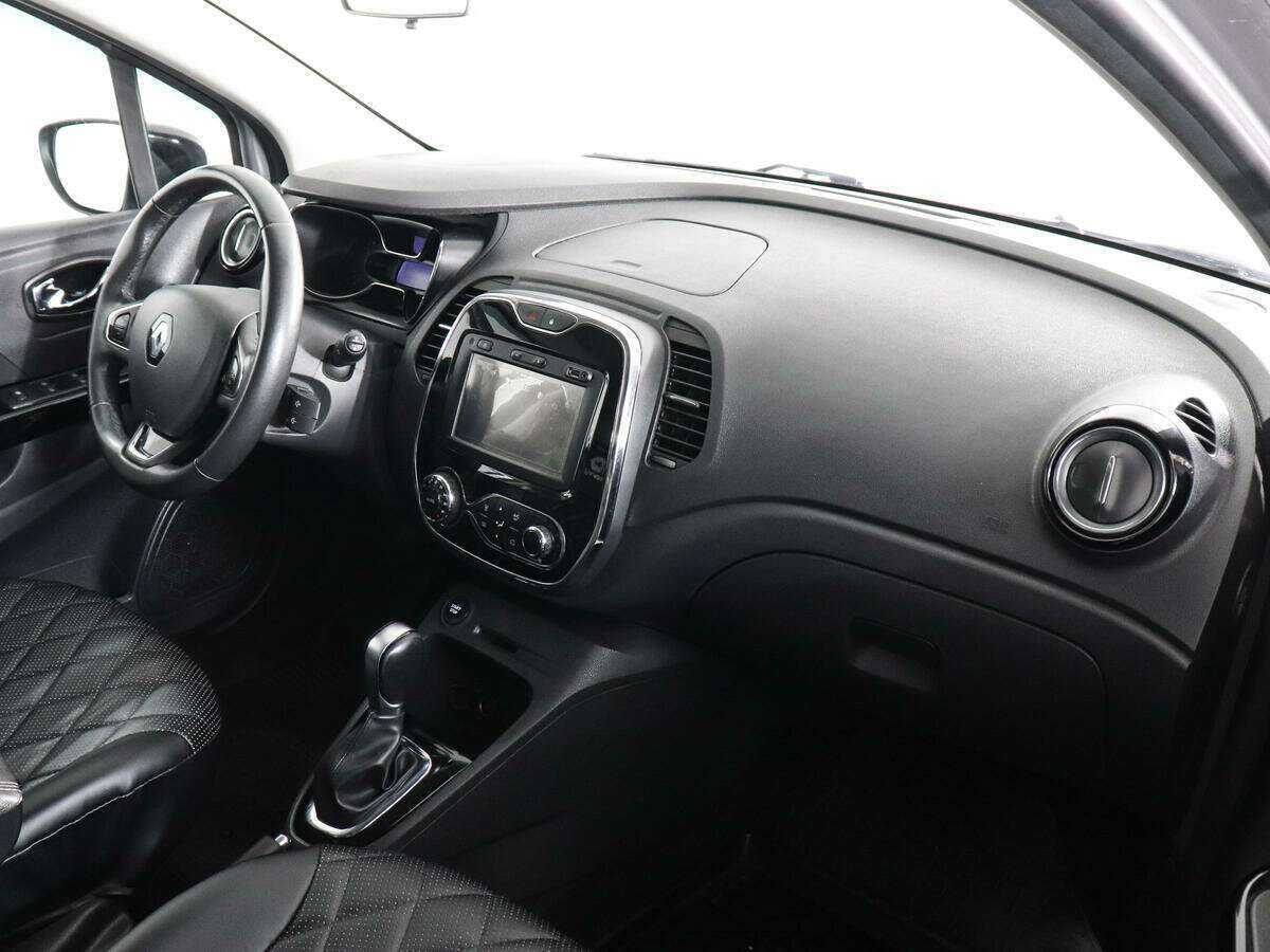 Renault Kaptur с пробегом — 2017 год. Фото: #9