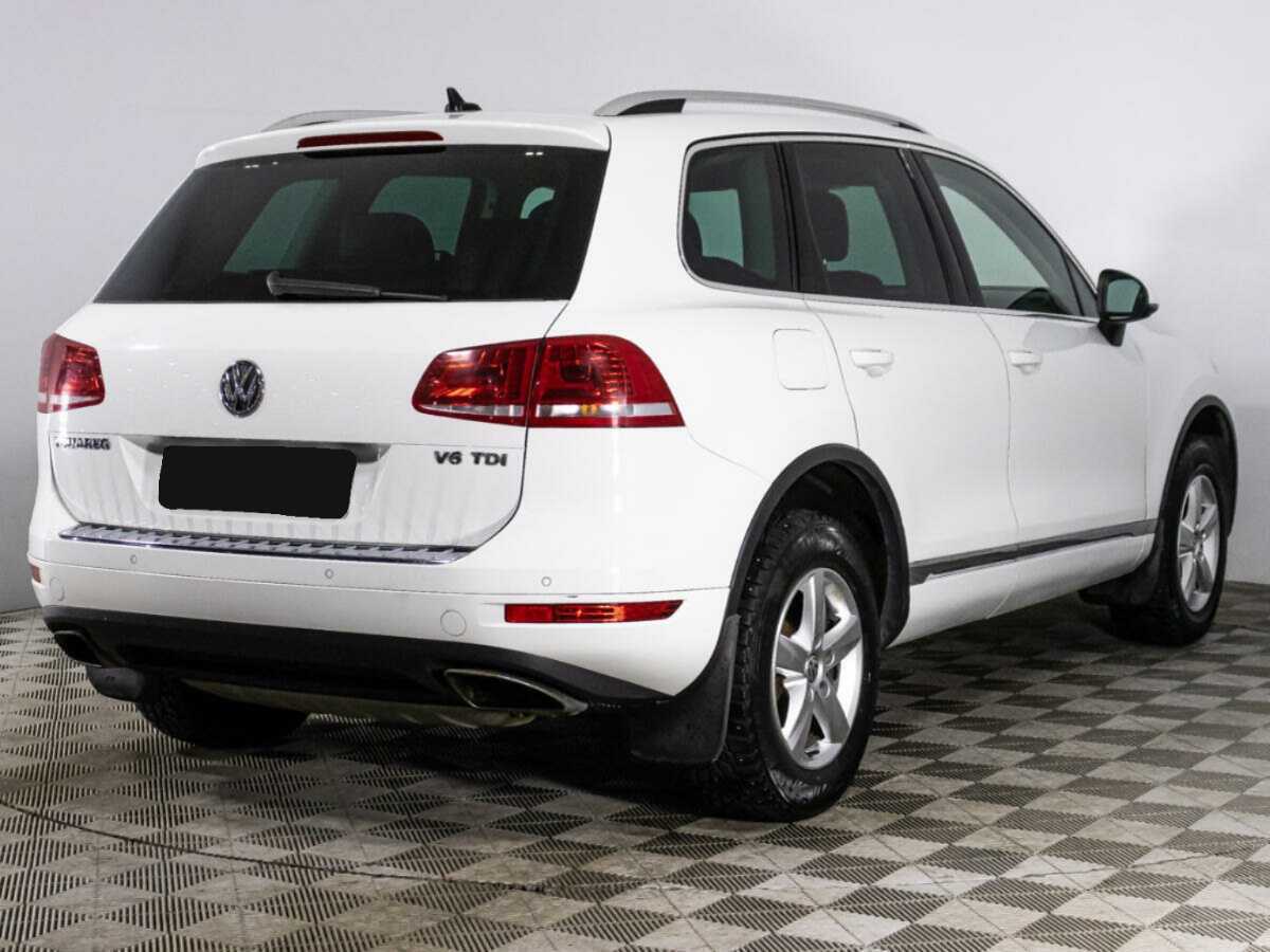 Volkswagen Touareg с пробегом — 2013 год. Фото: #4