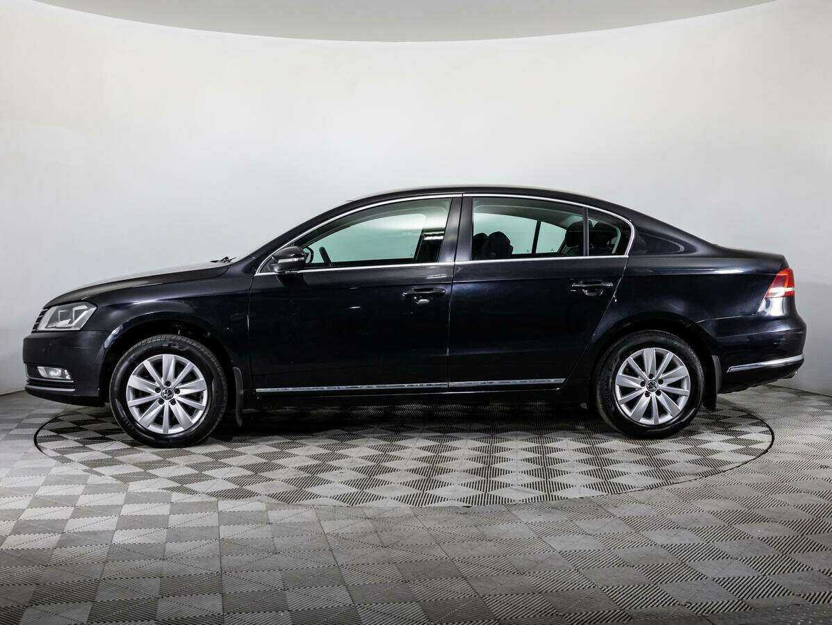 Volkswagen Passat с пробегом — 2012 год. Фото: #7