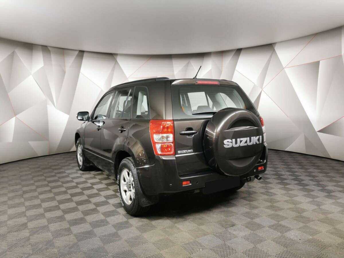 Suzuki Grand Vitara с пробегом — 2013 год. Фото: #3