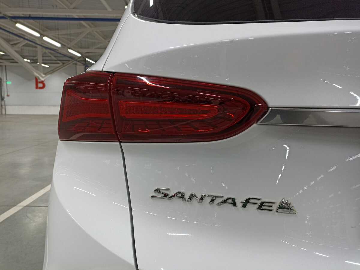 Hyundai Santa Fe с пробегом — 2018 год. Фото: #8