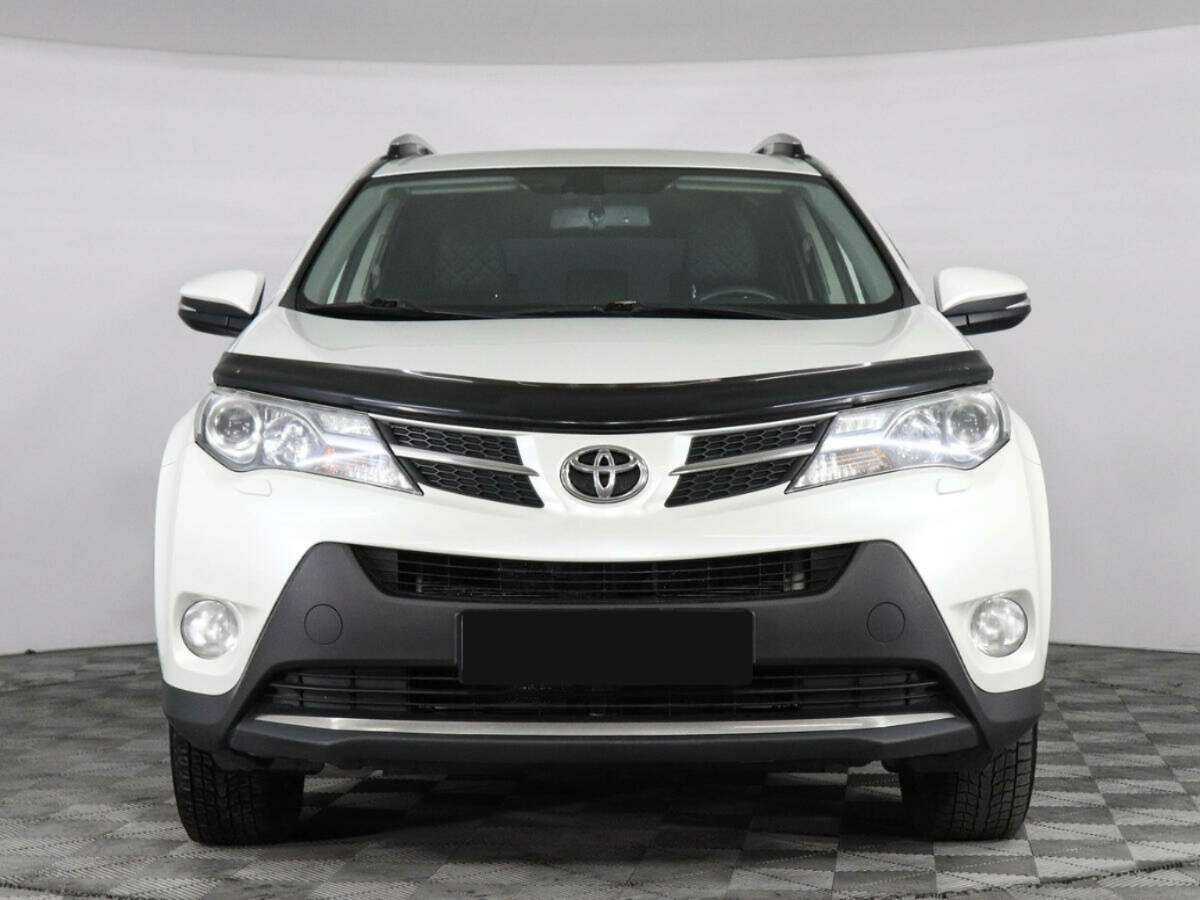 Toyota RAV4 с пробегом — 2014 год. Фото: #1