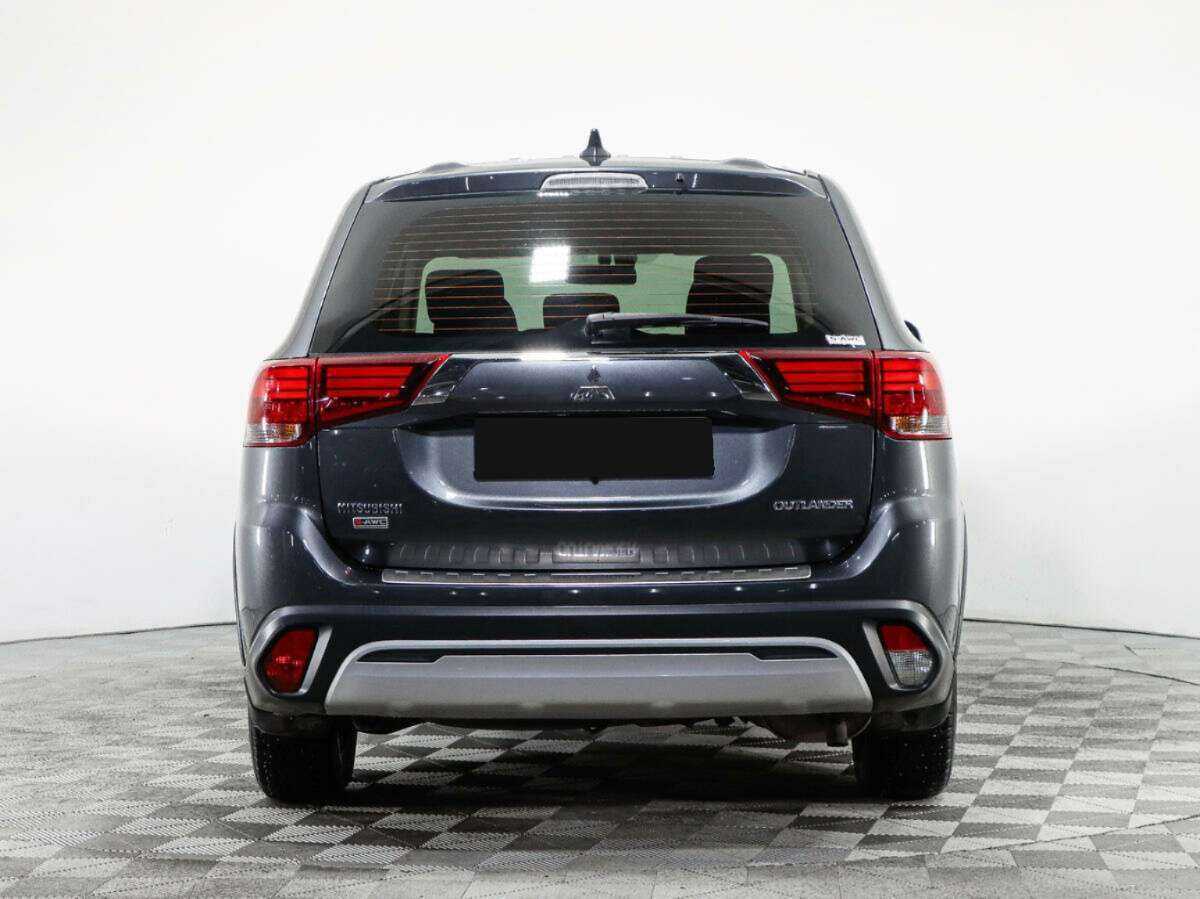 Mitsubishi Outlander с пробегом — 2019 год. Фото: #5