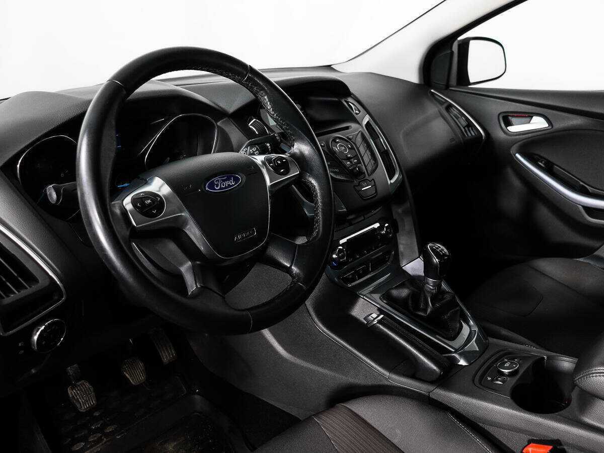 Ford Focus с пробегом — 2014 год. Фото: #8