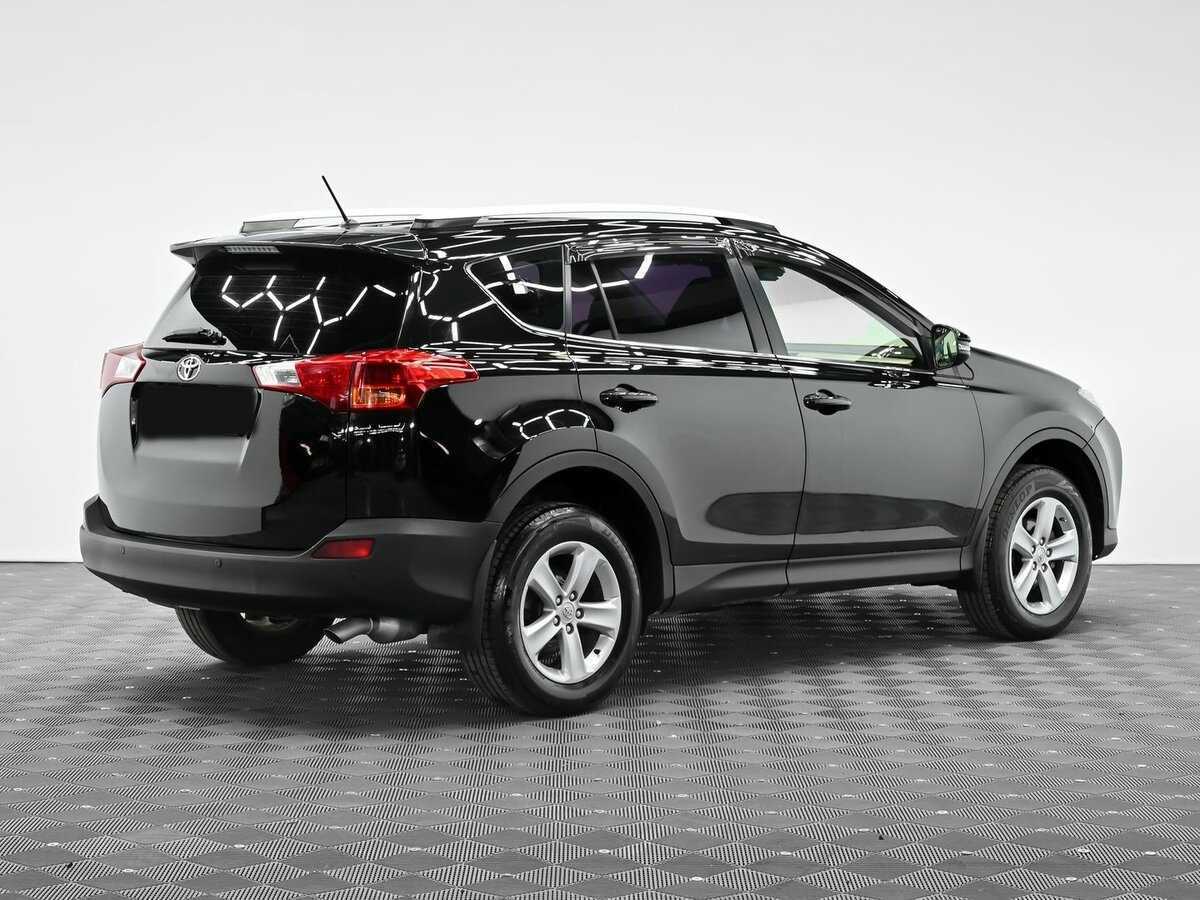 Toyota RAV4 с пробегом — 2013 год. Фото: #2