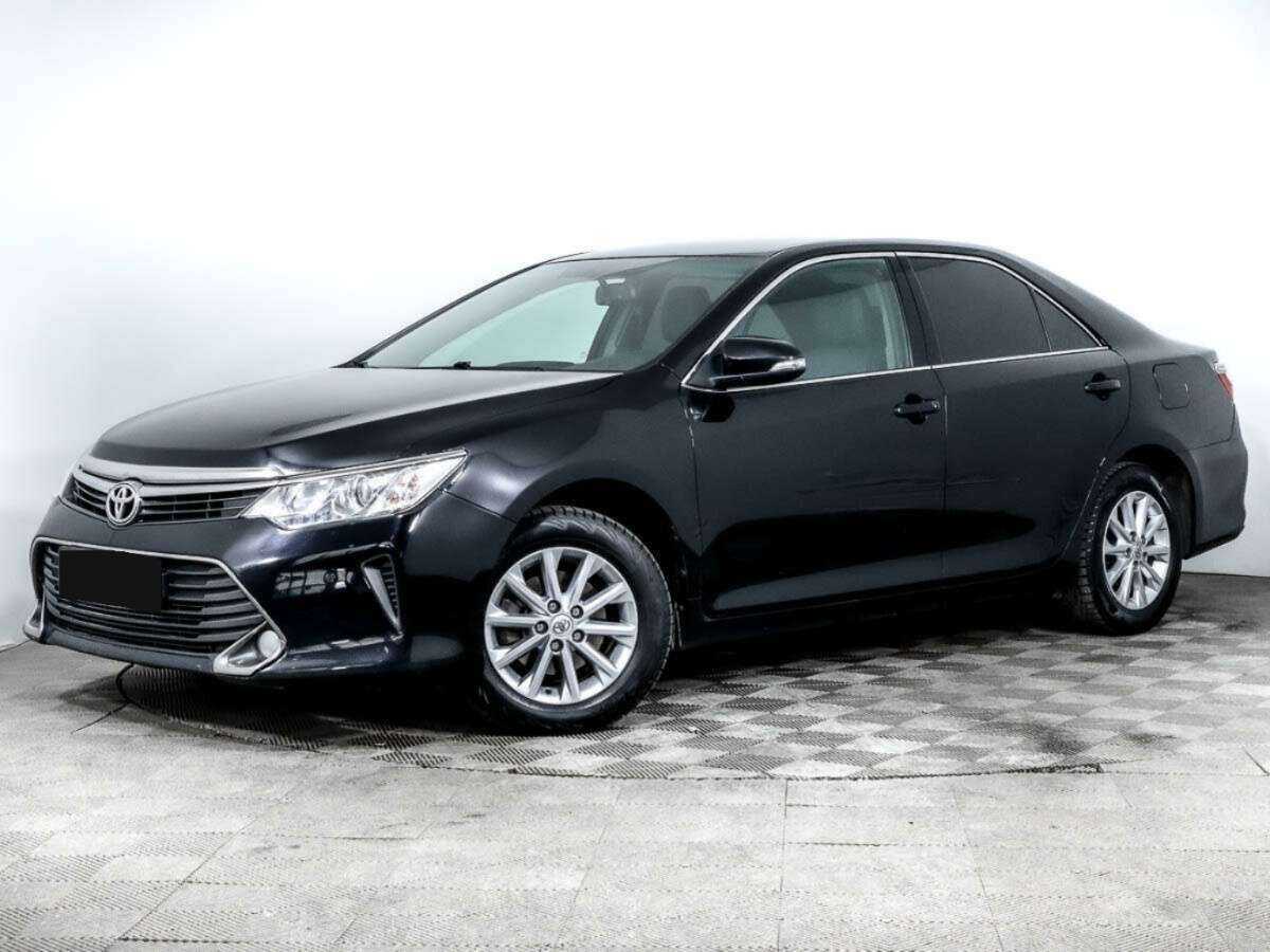 Toyota Camry с пробегом — 2015 год. Фото: #0