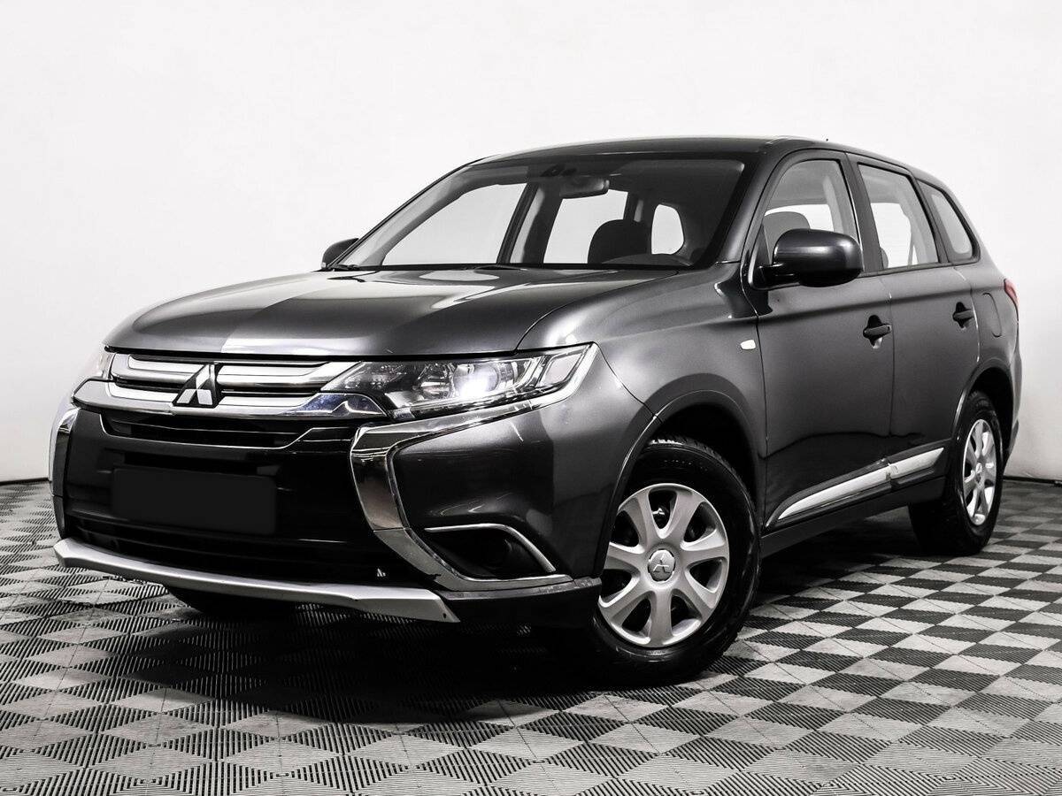 Mitsubishi Outlander с пробегом — 2015 год. Фото: #0