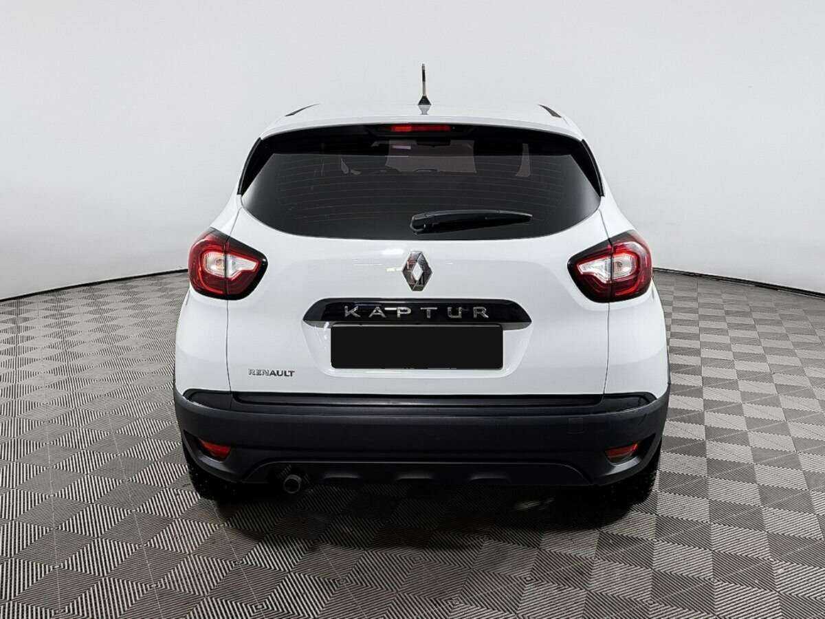 Renault Kaptur с пробегом — 2018 год. Фото: #4