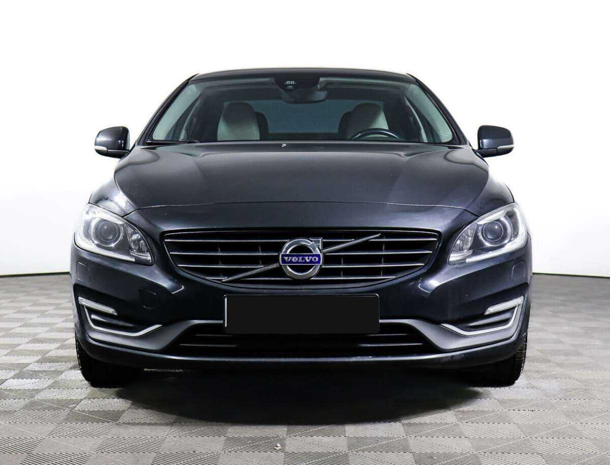 Volvo S60 с пробегом — 2014 год. Фото: #1