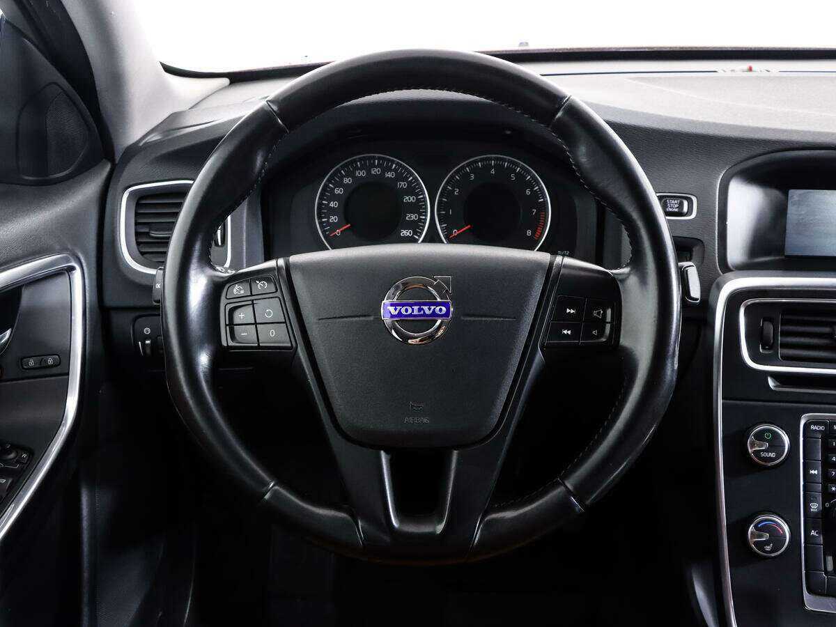 Volvo S60 с пробегом — 2012 год. Фото: #7