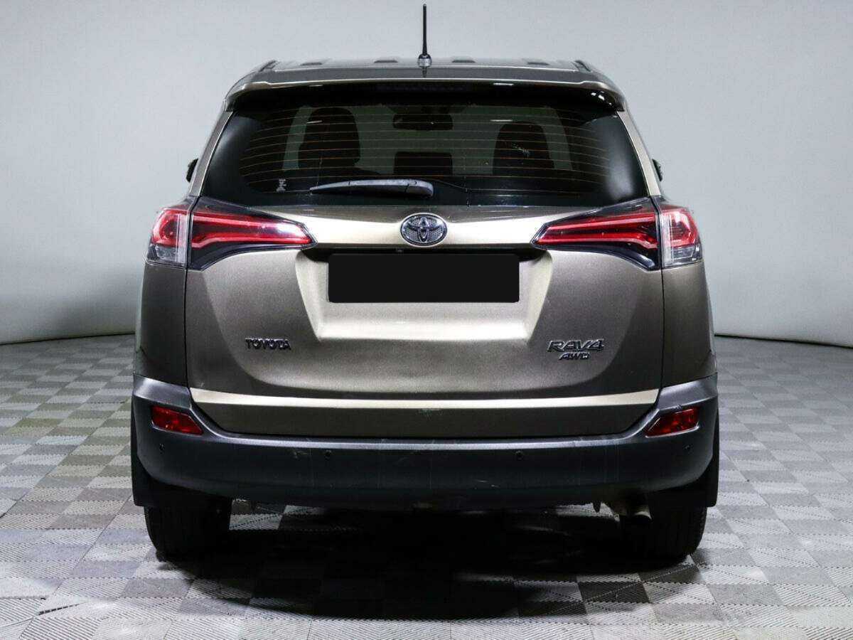 Toyota RAV4 с пробегом — 2013 год. Фото: #4
