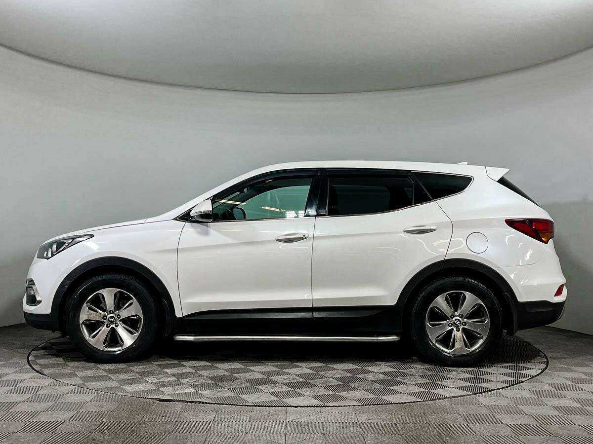 Hyundai Santa Fe с пробегом — 2017 год. Фото: #7