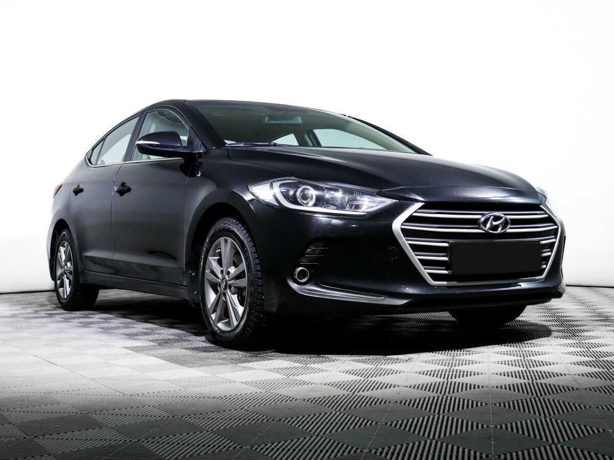 Hyundai Elantra с пробегом — 2018 год. Фото: #14