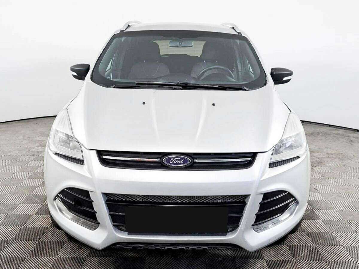 Ford Kuga с пробегом — 2014 год. Фото: #1