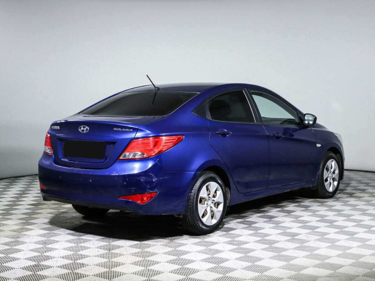 Hyundai Solaris с пробегом — 2015 год. Фото: #4
