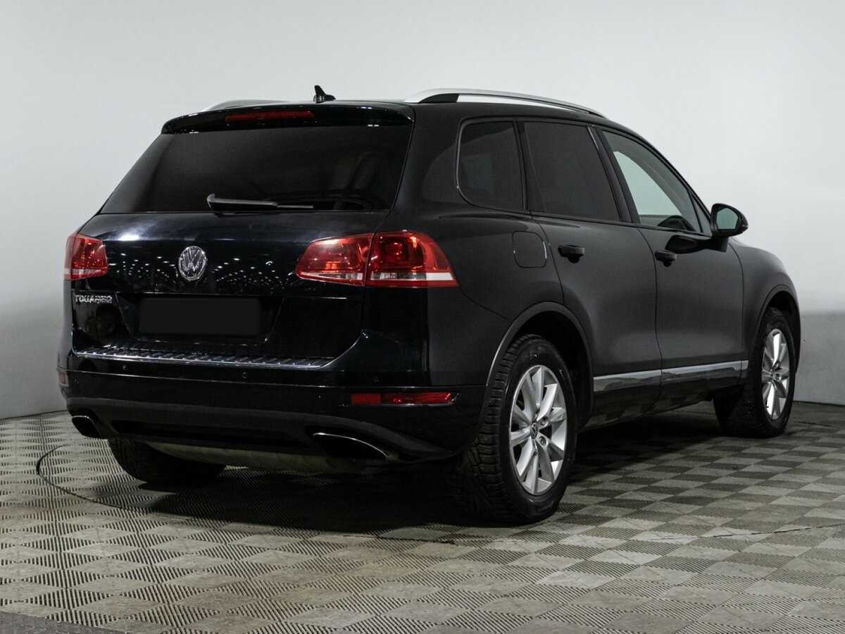 Volkswagen Touareg с пробегом — 2012 год. Фото: #3