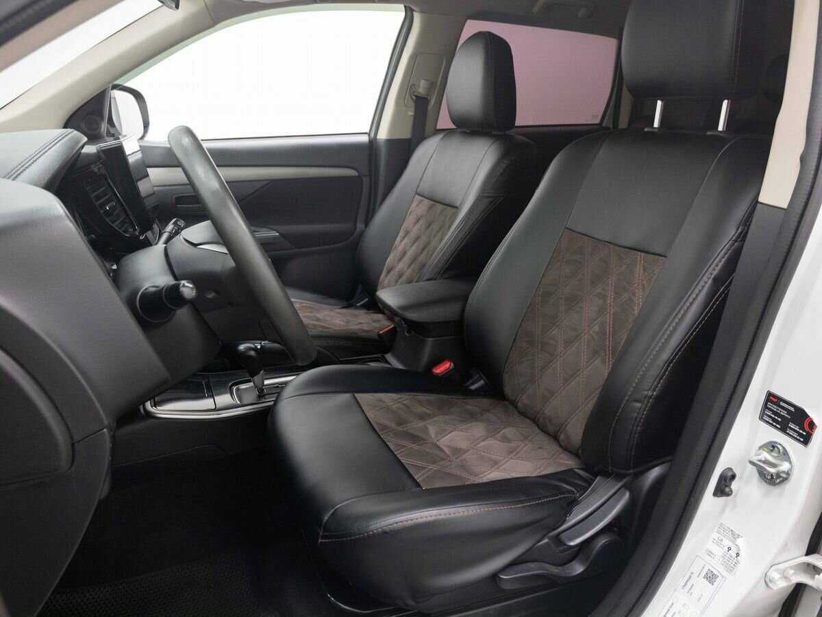 Mitsubishi Outlander с пробегом — 2018 год. Фото: #9