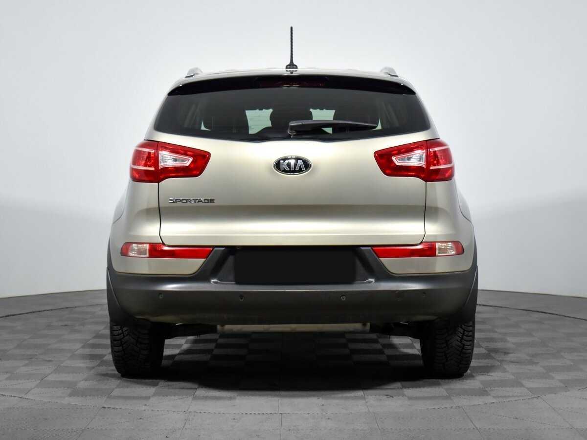 Kia Sportage с пробегом — 2012 год. Фото: #5