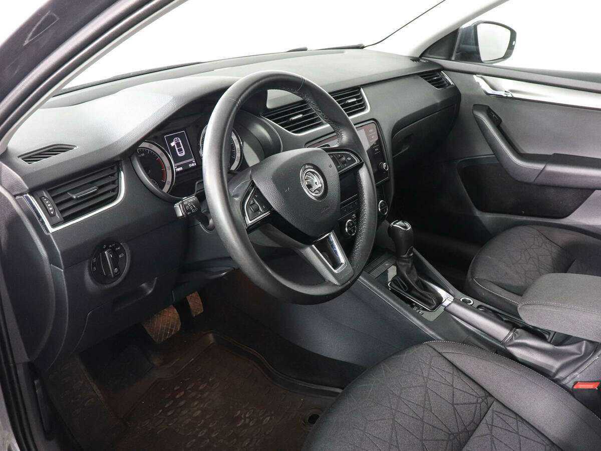 Skoda Octavia с пробегом — 2020 год. Фото: #7