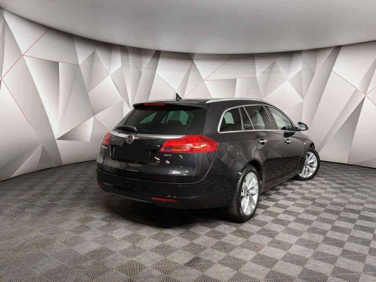 Opel Insignia с пробегом — 2013 год. Фото: #1