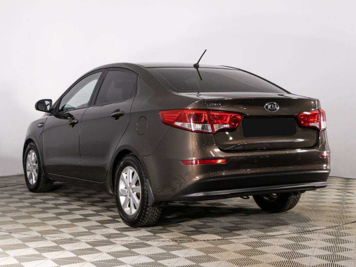 Kia Rio с пробегом — 2016 год. Фото: #6