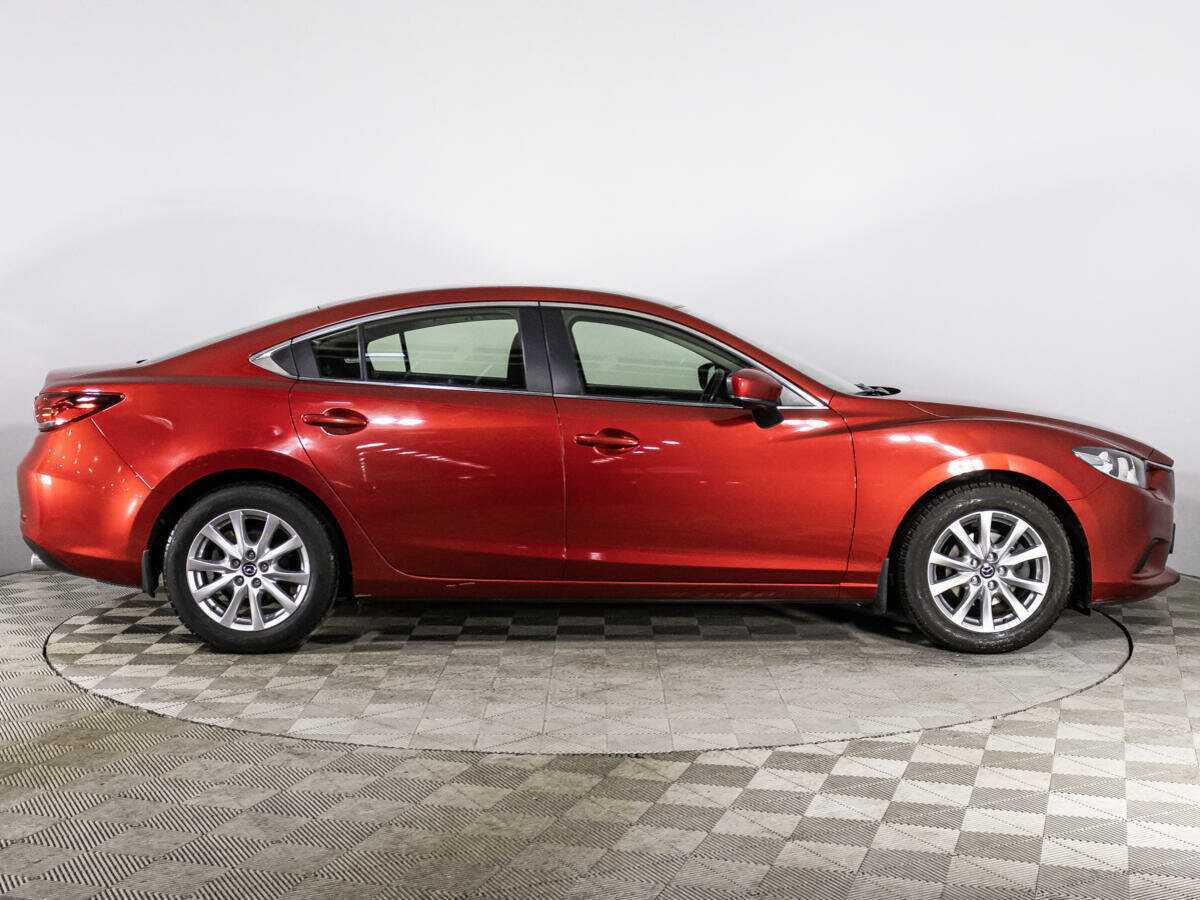 Mazda 6 с пробегом — 2017 год. Фото: #3