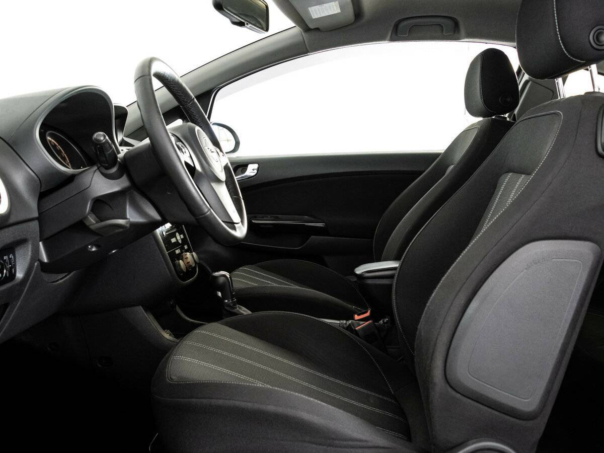 Opel Corsa с пробегом — 2013 год. Фото: #10