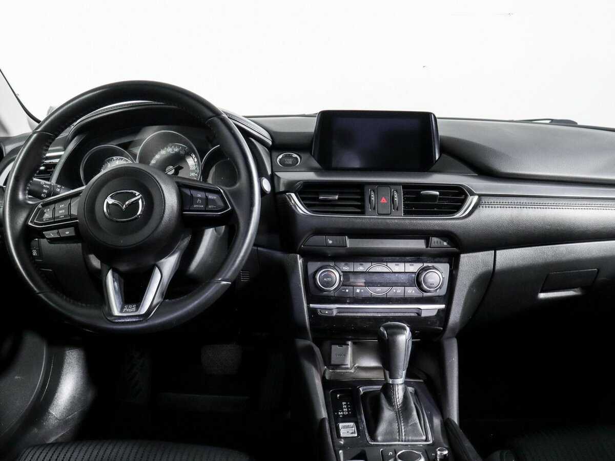 Mazda 6 с пробегом — 2017 год. Фото: #11