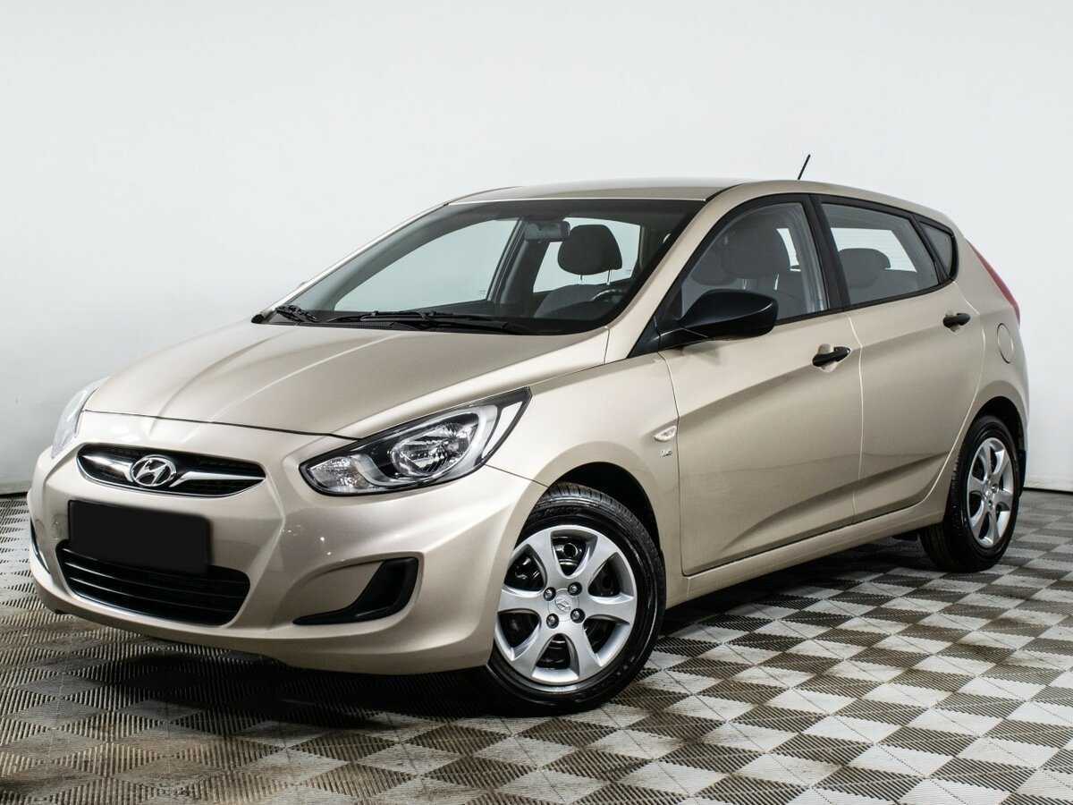 Hyundai Solaris с пробегом — 2013 год. Фото: #0