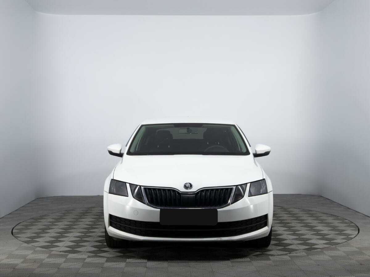Skoda Octavia с пробегом — 2018 год. Фото: #1