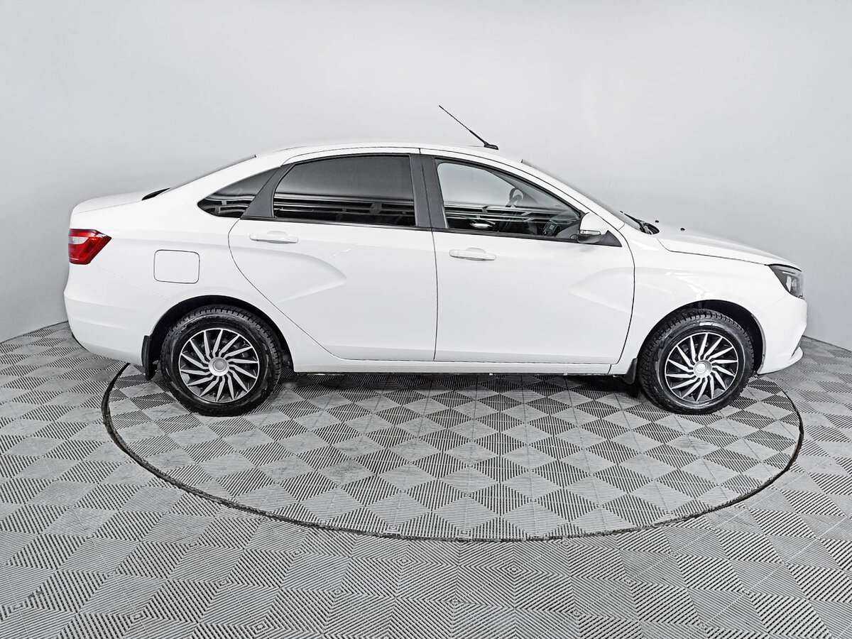 Lada (ВАЗ) Vesta с пробегом — 2020 год. Фото: #3