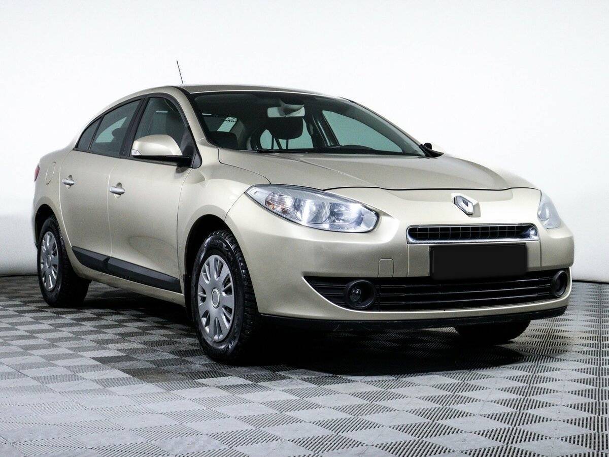 Renault Fluence с пробегом — 2012 год. Фото: #2
