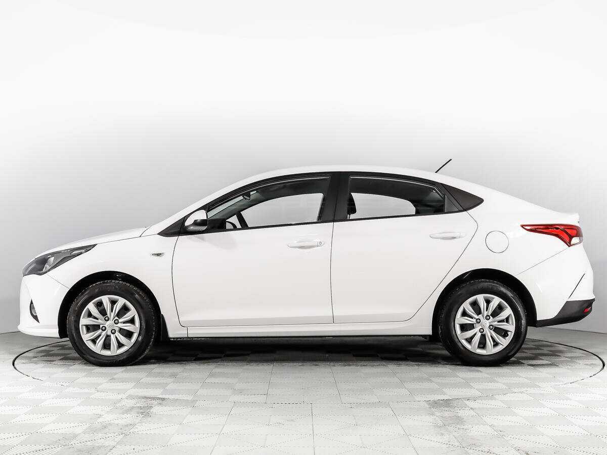 Hyundai Solaris с пробегом — 2021 год. Фото: #7