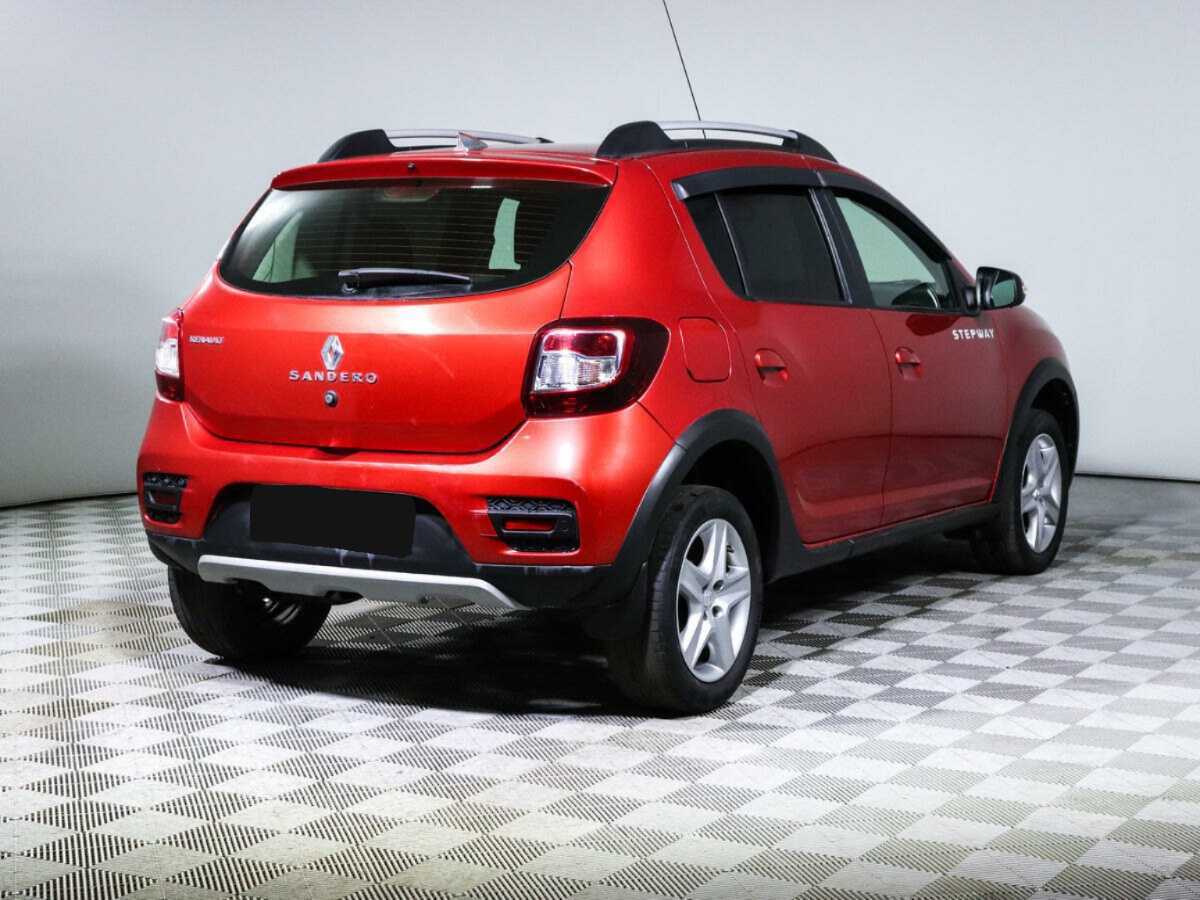 Renault Sandero с пробегом — 2016 год. Фото: #4