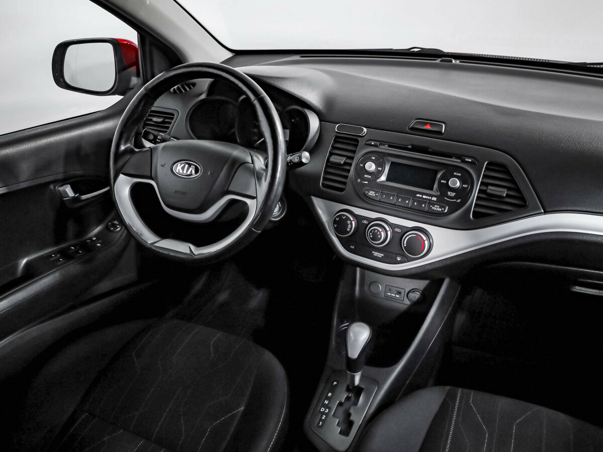 Kia Picanto с пробегом — 2014 год. Фото: #6
