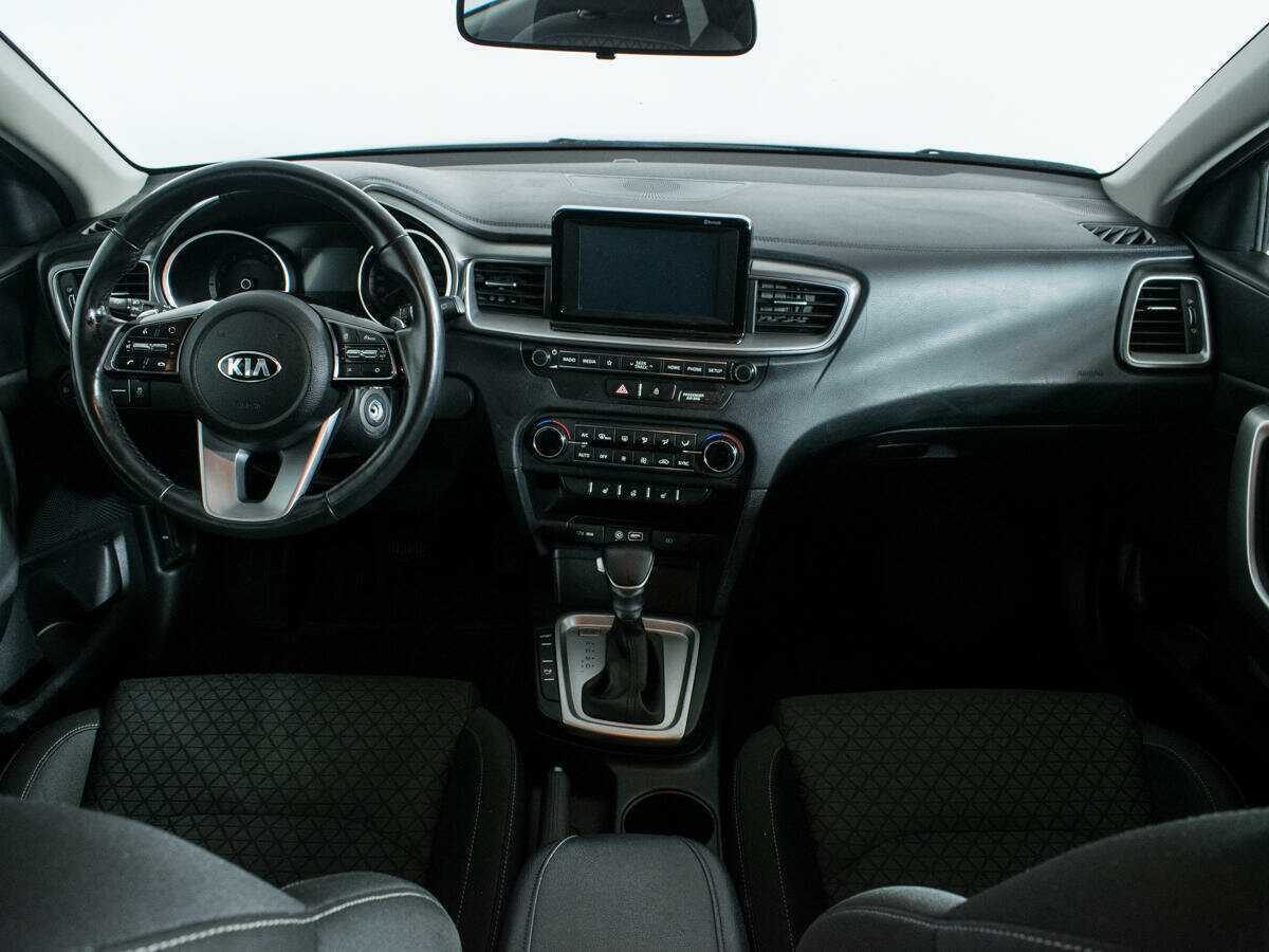 Kia Ceed с пробегом — 2019 год. Фото: #11
