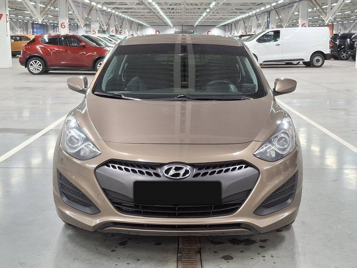 Hyundai i30 с пробегом — 2013 год. Фото: #1