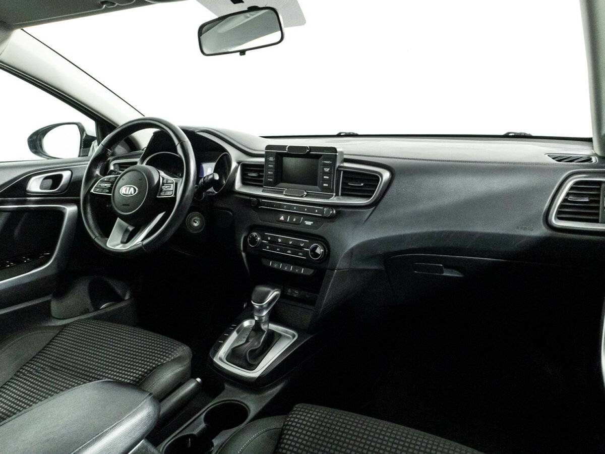 Kia Ceed с пробегом — 2019 год. Фото: #8