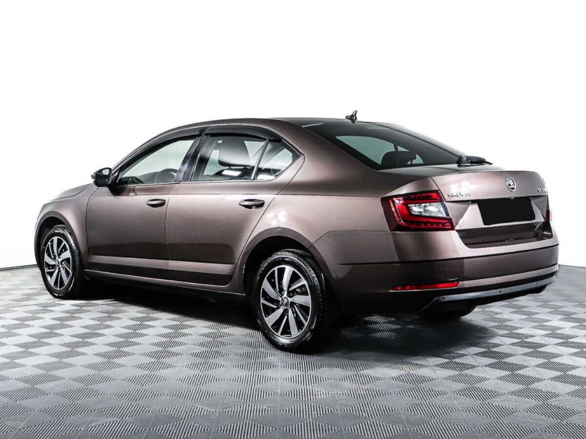 Skoda Octavia с пробегом — 2018 год. Фото: #6
