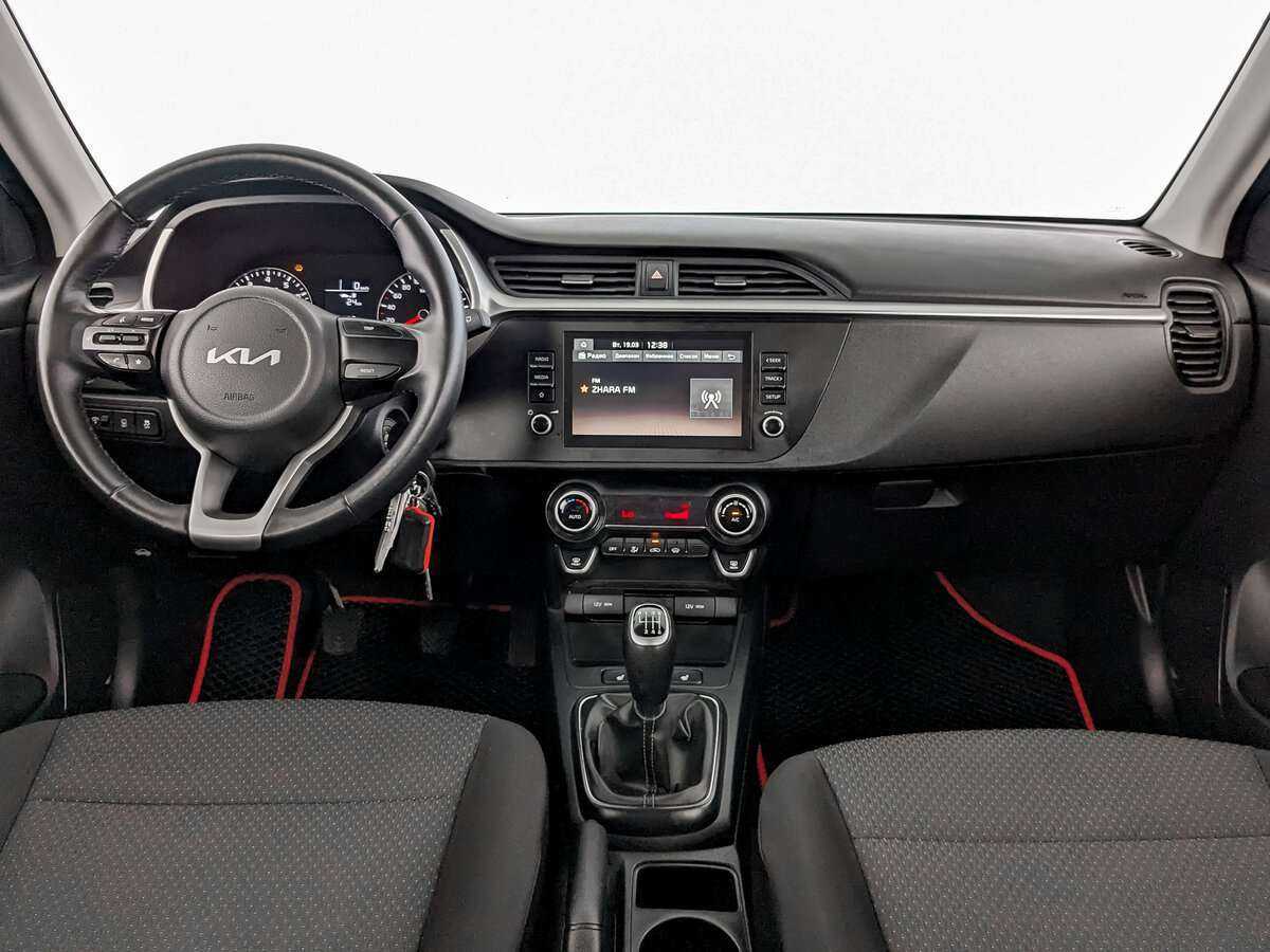 Kia Rio с пробегом — 2022 год. Фото: #13