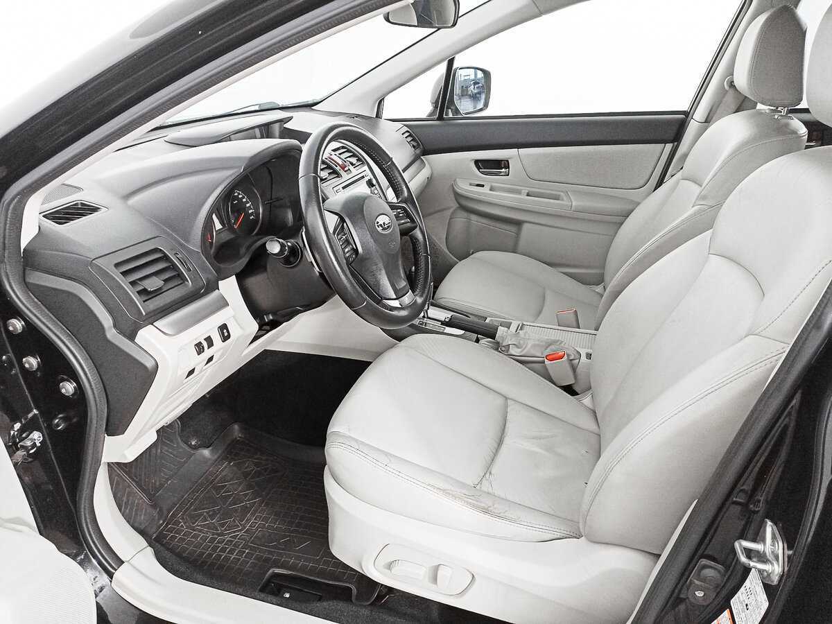 Subaru XV с пробегом — 2012 год. Фото: #6