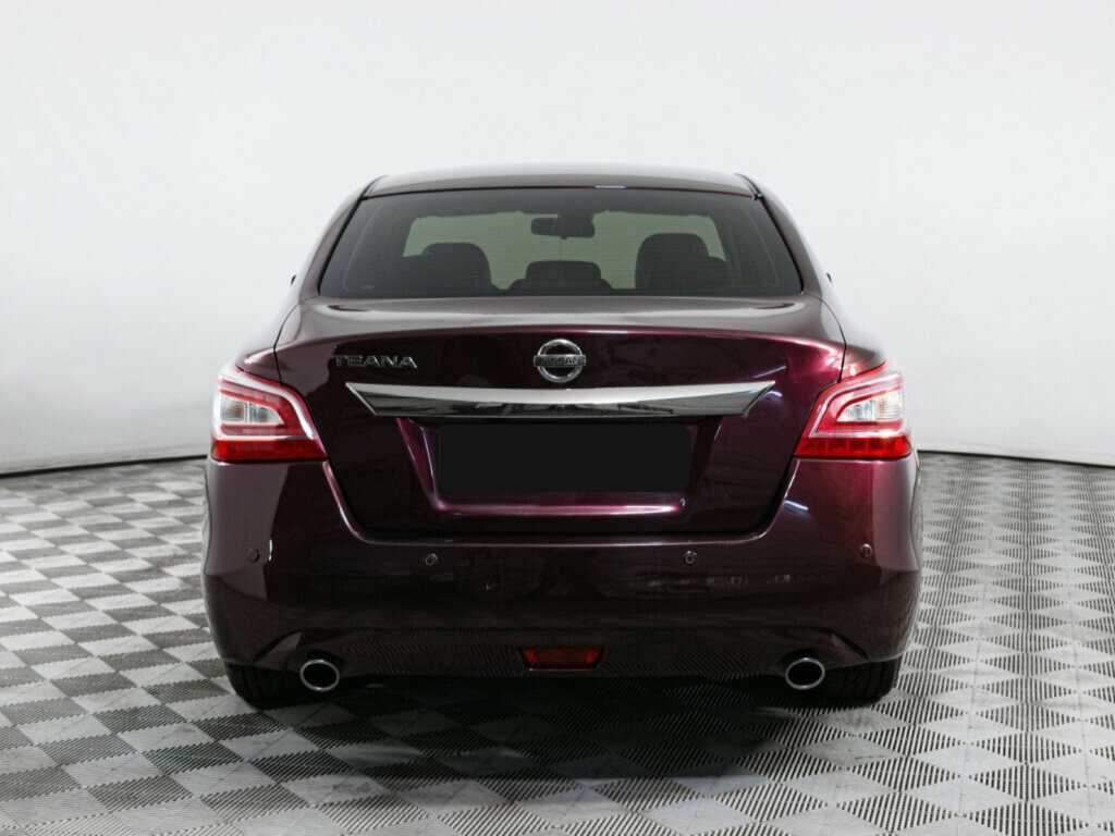 Nissan Teana с пробегом — 2014 год. Фото: #4