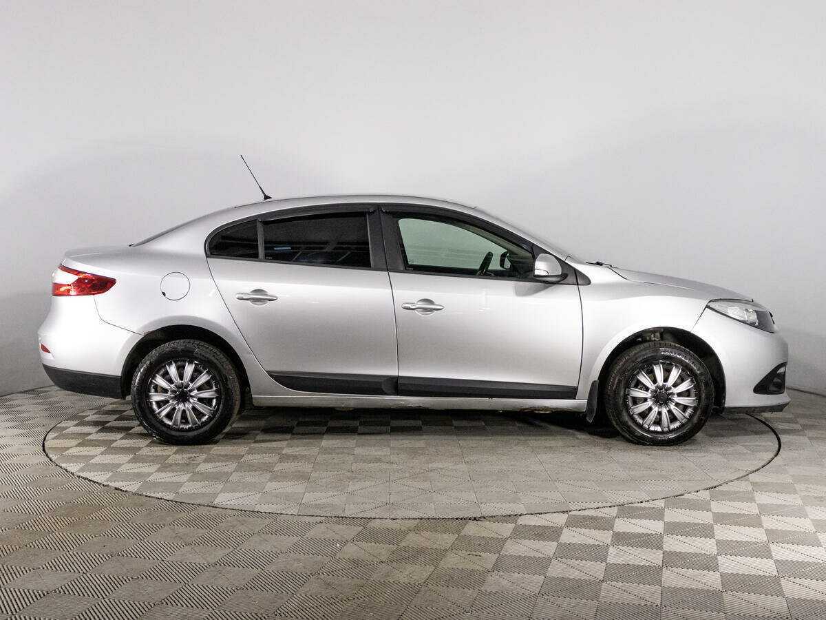 Renault Fluence с пробегом — 2014 год. Фото: #3