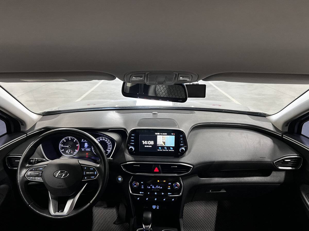 Hyundai Santa Fe с пробегом — 2019 год. Фото: #13