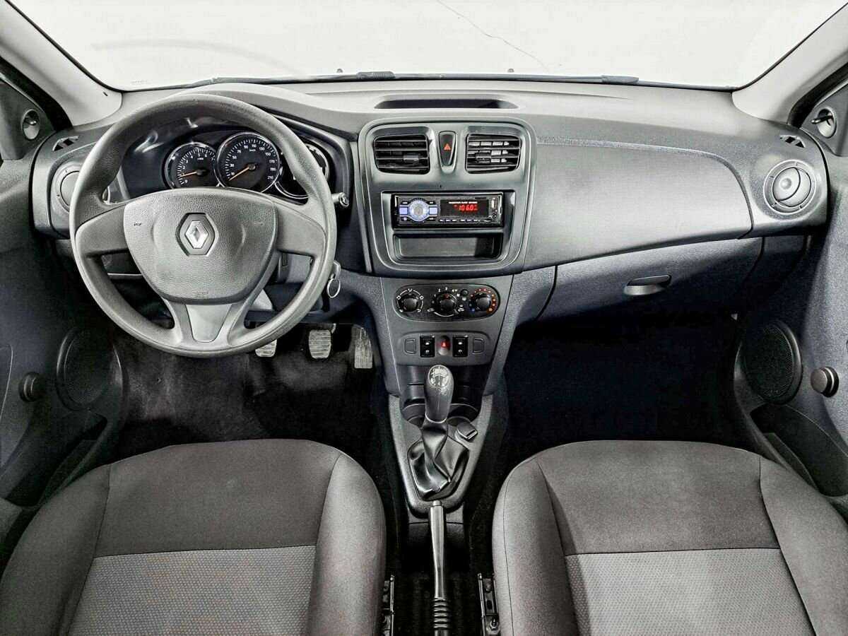 Renault Logan с пробегом — 2016 год. Фото: #13