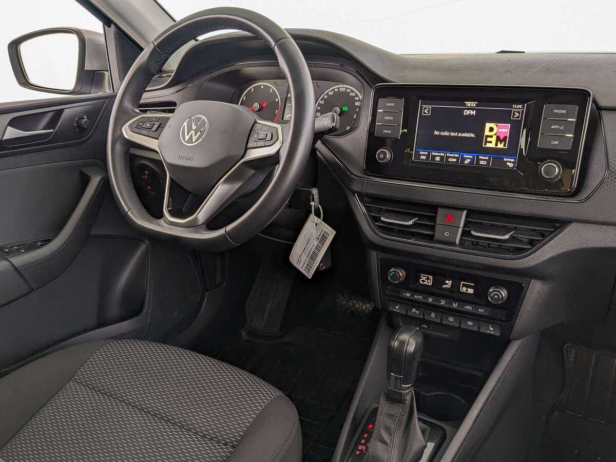 Volkswagen Polo с пробегом — 2021 год. Фото: #19