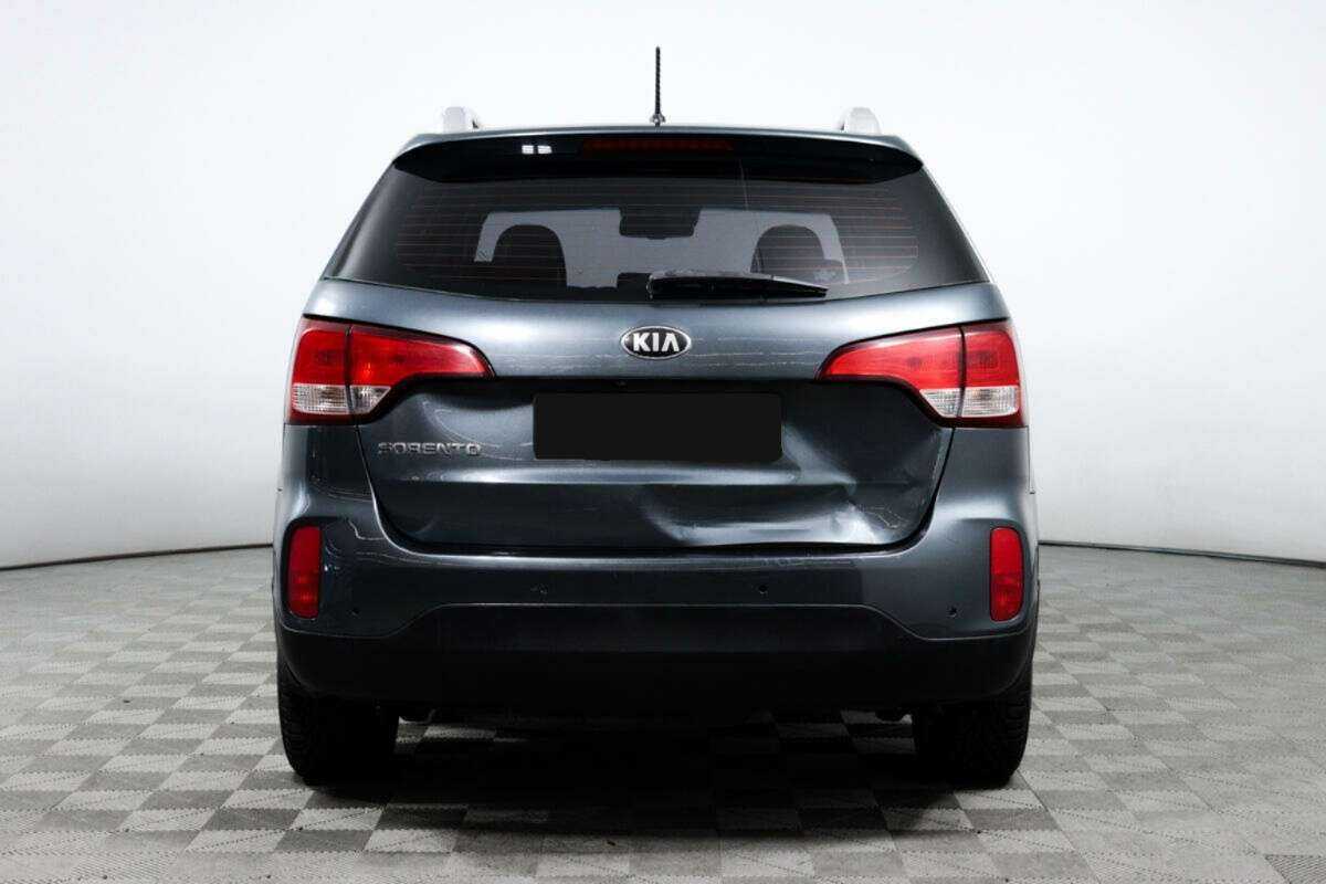 Kia Sorento с пробегом — 2013 год. Фото: #5
