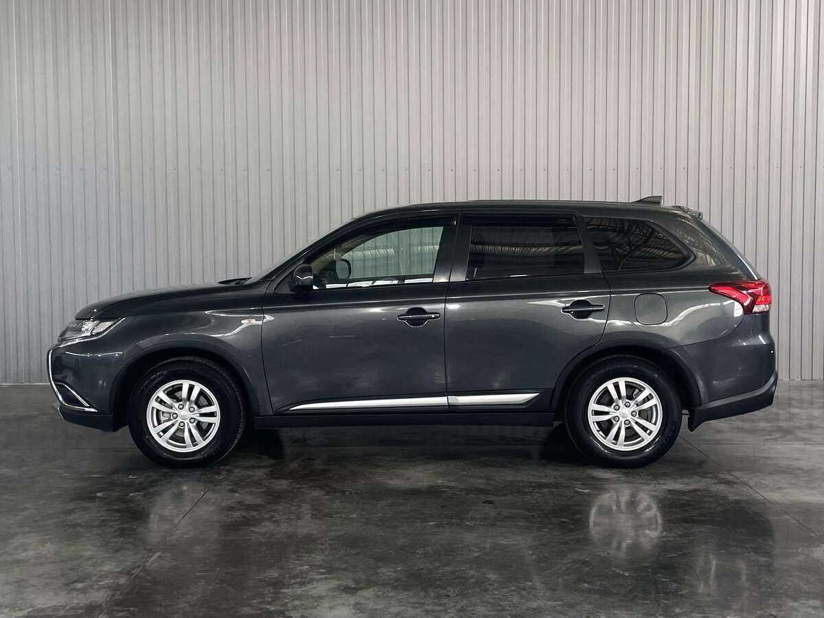 Mitsubishi Outlander с пробегом — 2018 год. Фото: #7