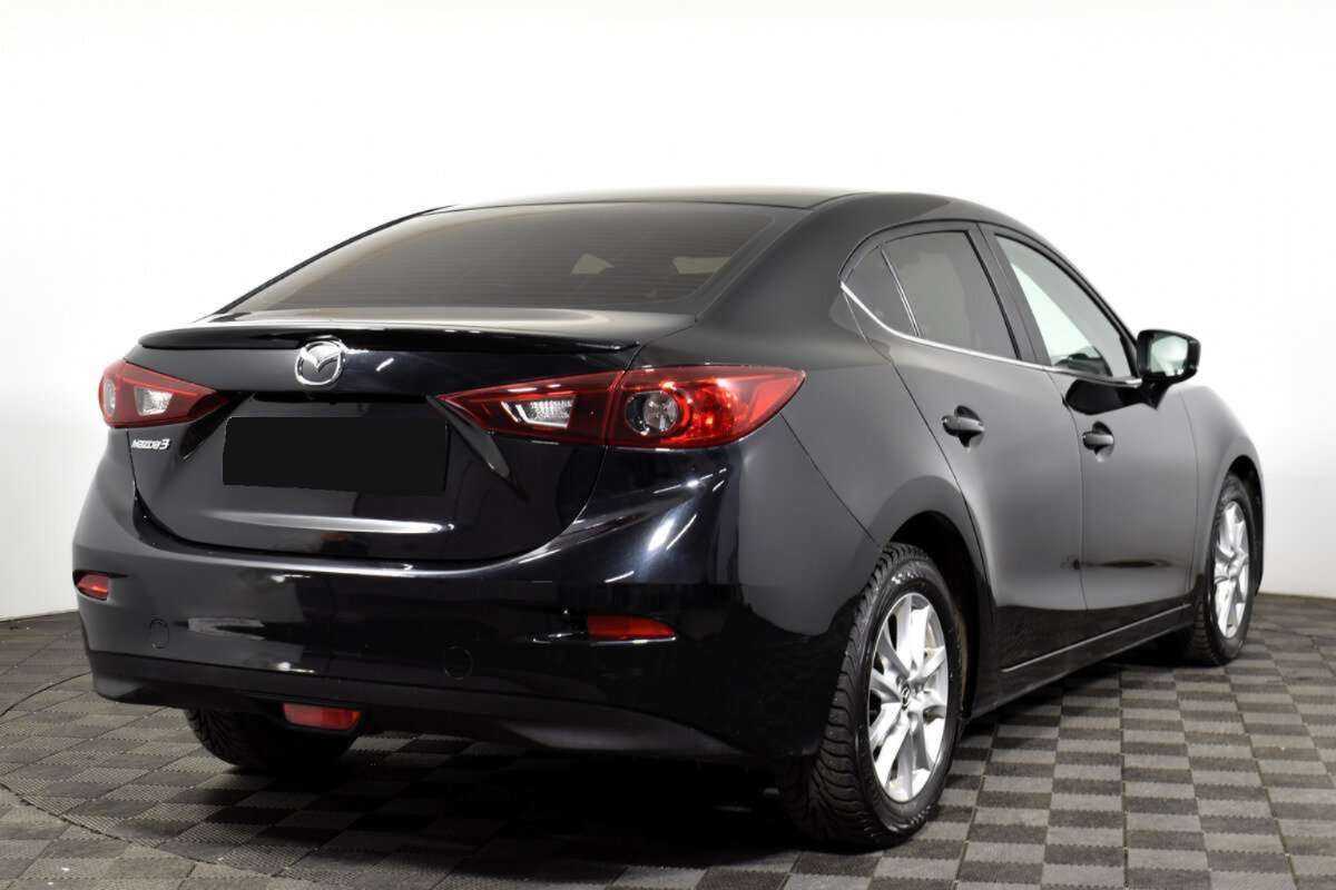Mazda 3 с пробегом — 2017 год. Фото: #3